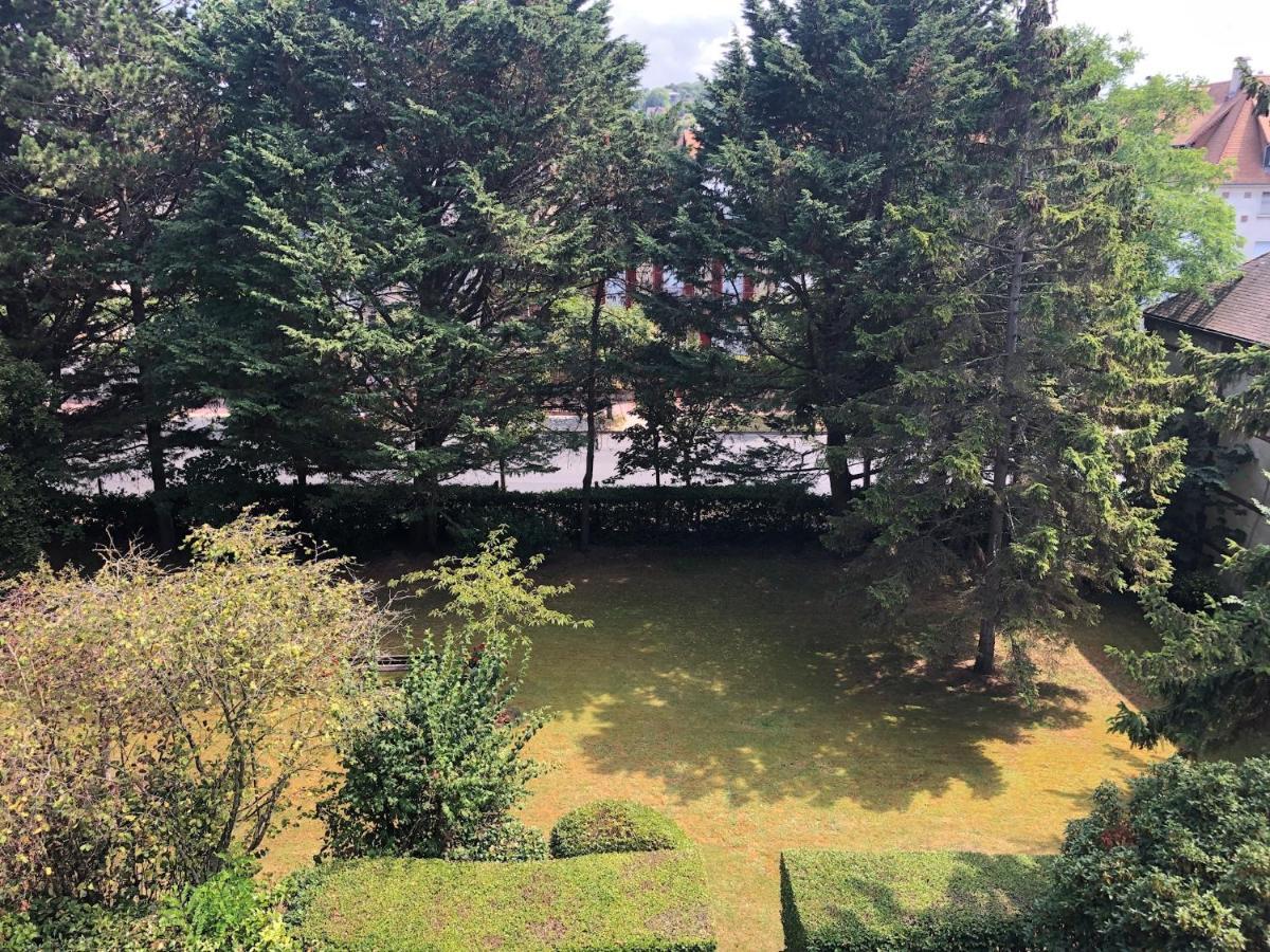Beau Studio Terrasse Vue Jardin - A 2 Pas De La Mer Deauville Zewnętrze zdjęcie
