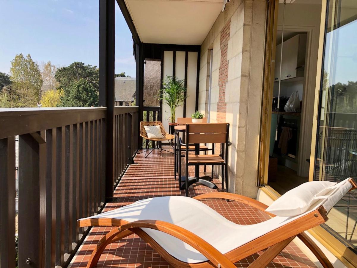 Beau Studio Terrasse Vue Jardin - A 2 Pas De La Mer Deauville Zewnętrze zdjęcie
