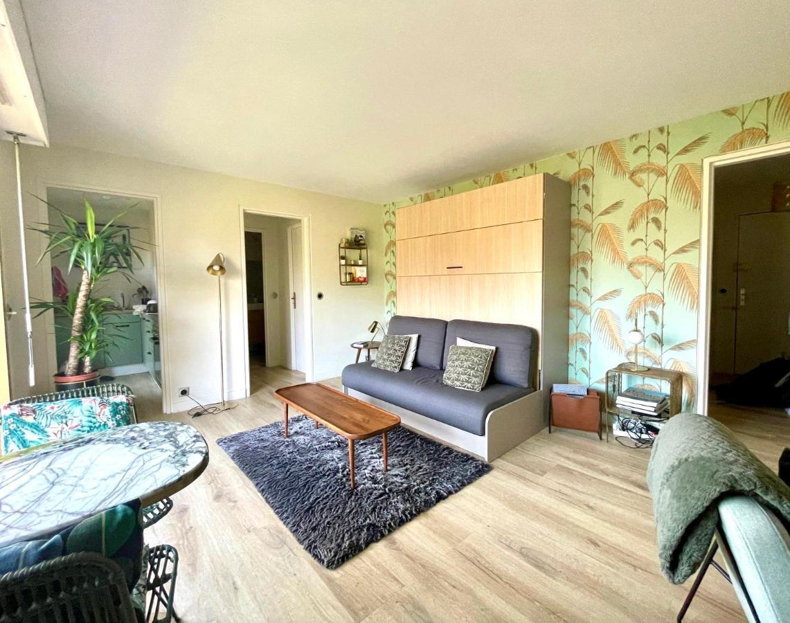 Beau Studio Terrasse Vue Jardin - A 2 Pas De La Mer Deauville Zewnętrze zdjęcie